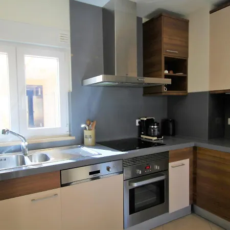 Apartamento T1 Da Rocha/1ª Linha