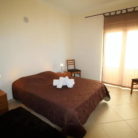 Appartamento T1 Da Rocha/1ª Linha *