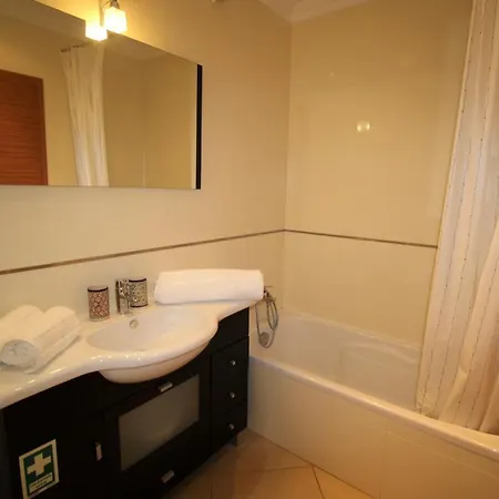 T1 Da Rocha/1ª Linha Appartamento Portimão